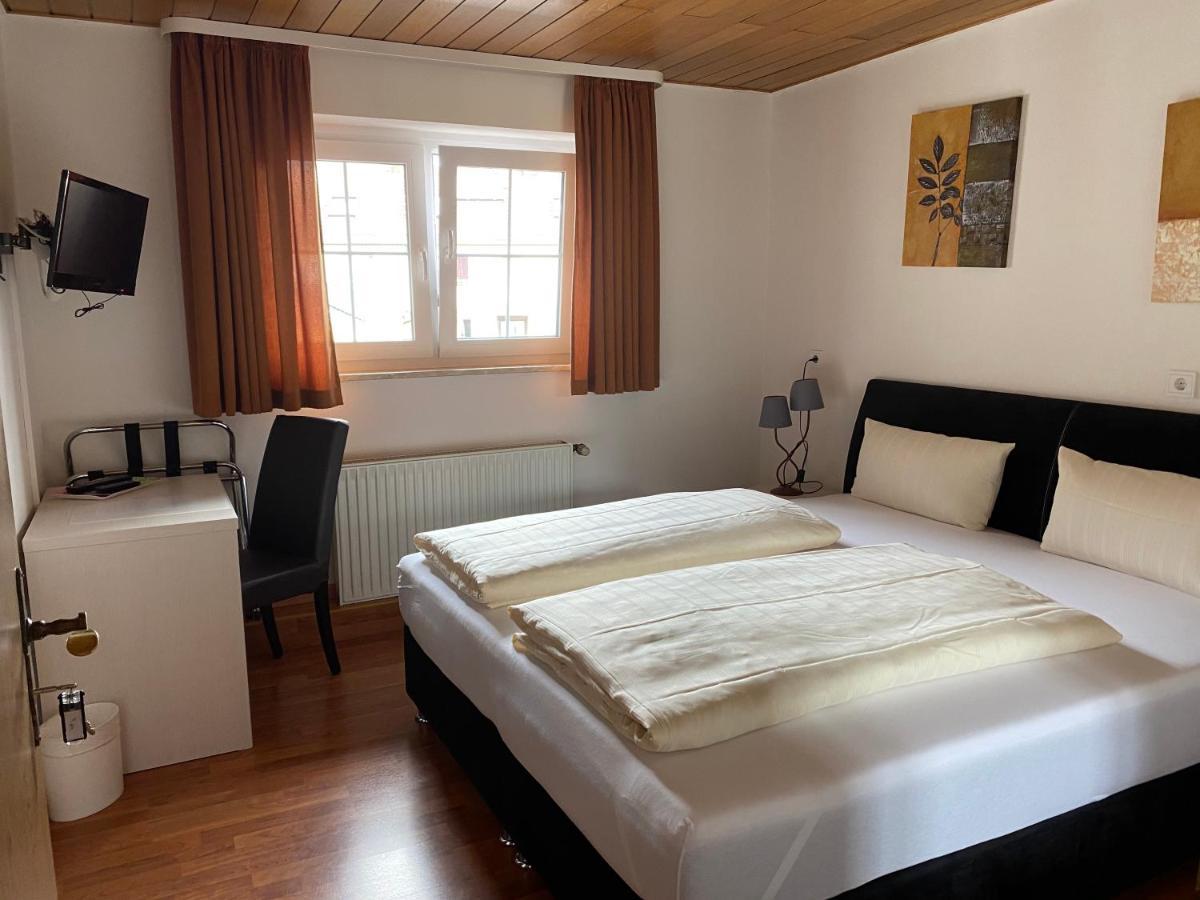 Pension Timeout Hermersberg ภายนอก รูปภาพ